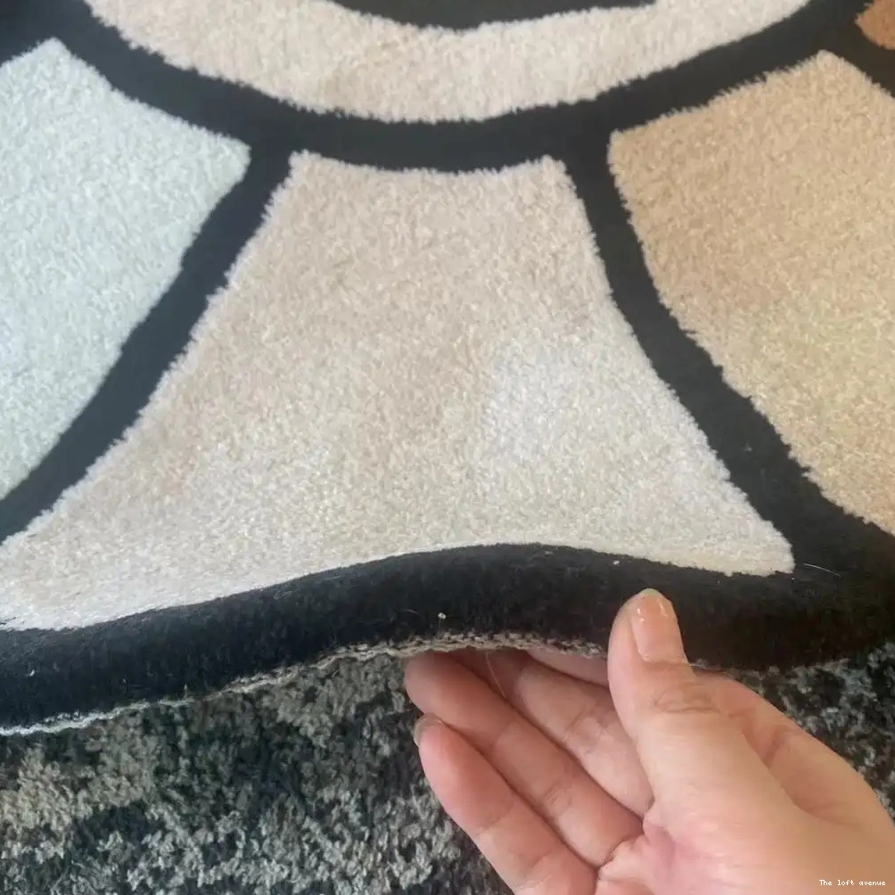 2.0 RUG FLOWER MURAKAMI 0520